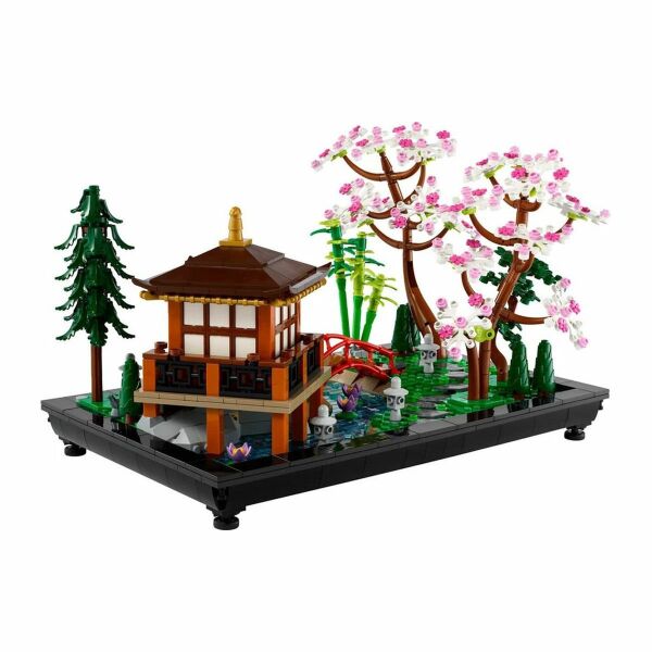 10315 Lego icons Huzurlu Bahçe 1363 parça +18 yaş