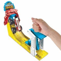Monster Trucks Big Air Breakout Oyun Seti GYC81