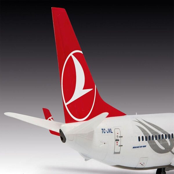 63772 Revell - Turkish Airlines Boeing 737-800 1:144 Maket Kiti