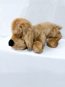 PELUŞ YATAN KÖPEK 60 CM