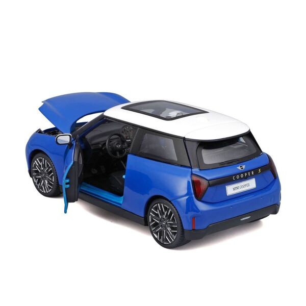 MAY 32926 1 24 Mini Cooper SE J01